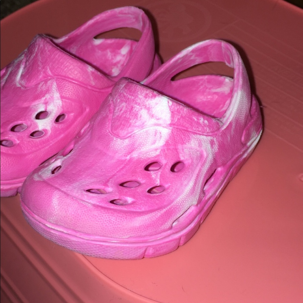 Baby crocs 💖